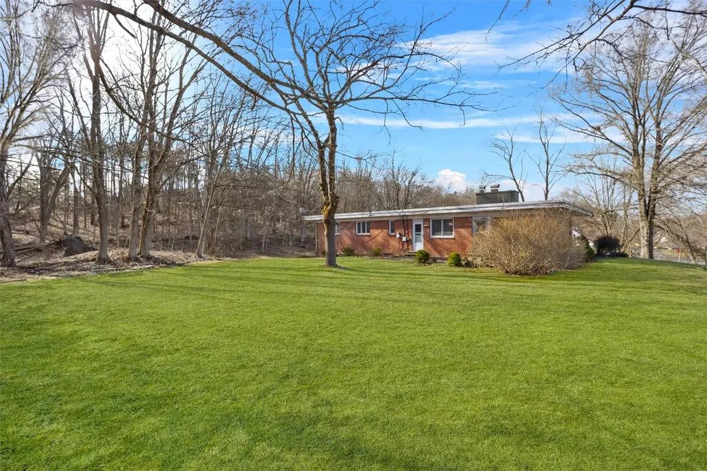 3 Woodward Road Poughkeepsie NY 12603