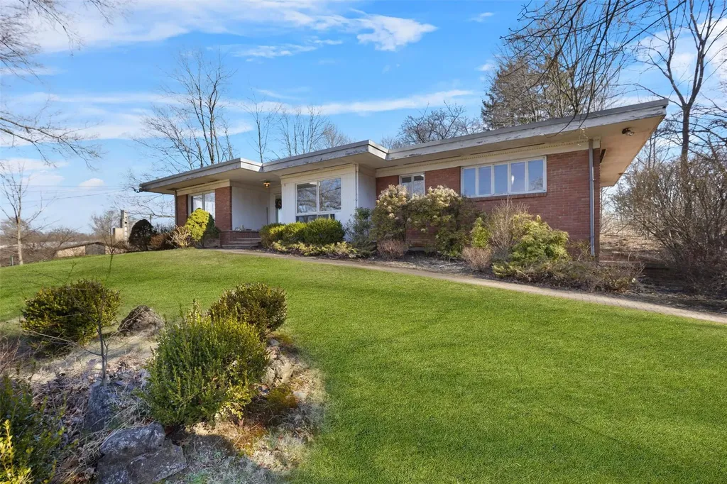 3 Woodward Road Poughkeepsie NY 12603
