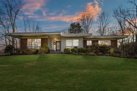 3 Woodward Road Poughkeepsie NY 12603