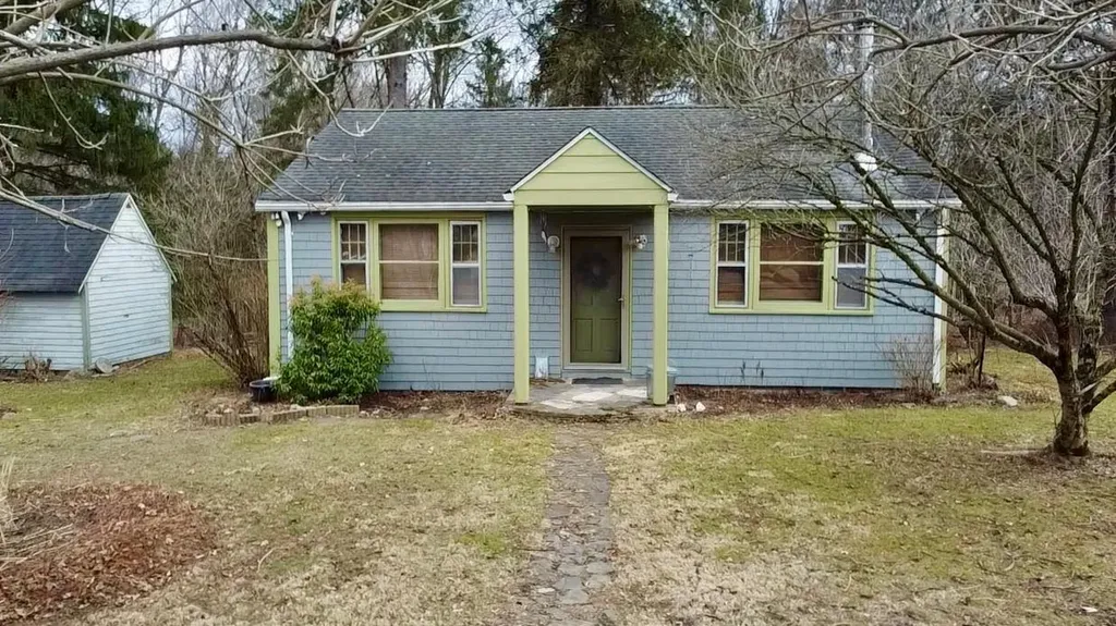 249 Sawdust Avenue Cottekill NY 12419