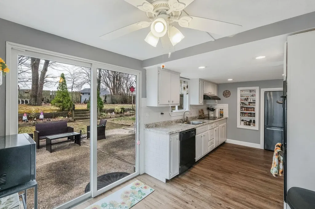 18 Corvette Road Selden NY 11784