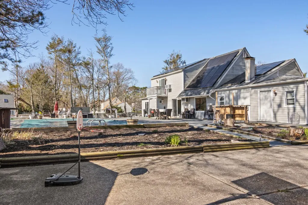 53 Harford Drive Coram NY 11727