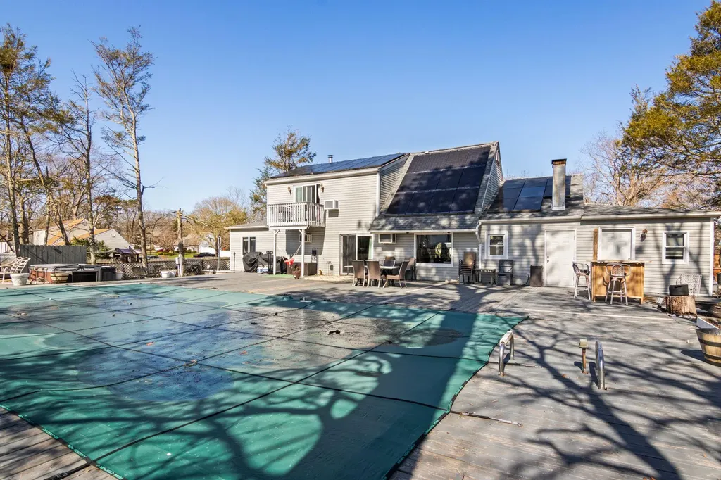 53 Harford Drive Coram NY 11727