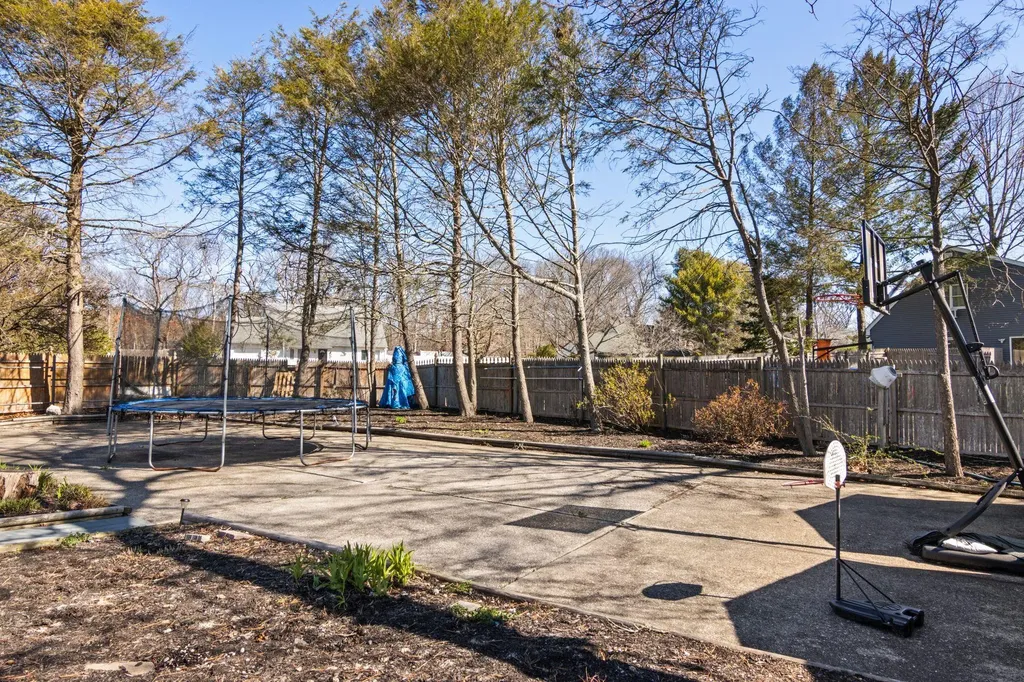 53 Harford Drive Coram NY 11727