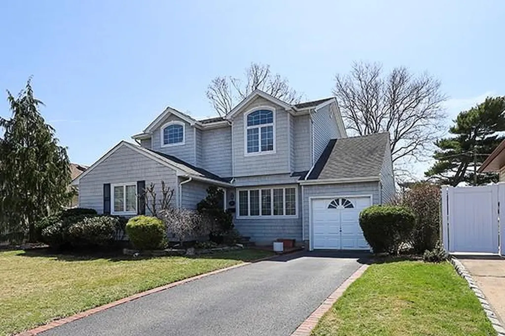 3646 Collector Lane Bethpage NY 11714