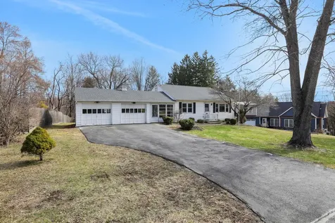 127 Cavo Drive Poughkeepsie NY 12603