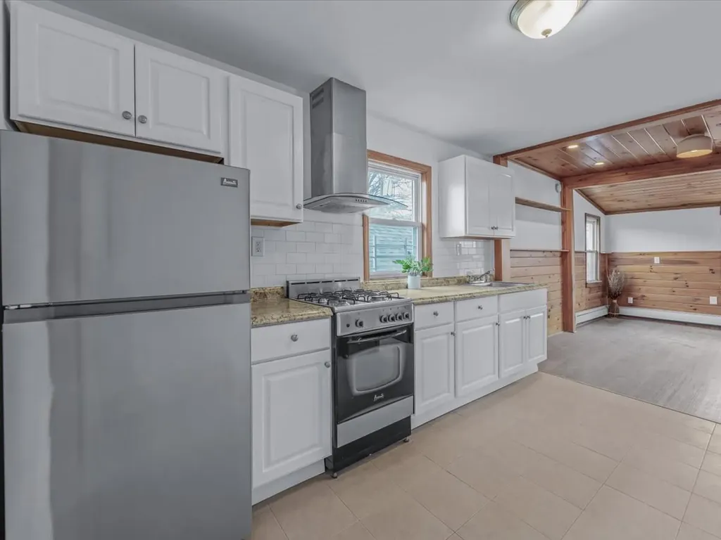 2889 Wellman Avenue Bronx NY 10461