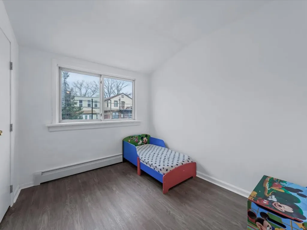 2889 Wellman Avenue Bronx NY 10461