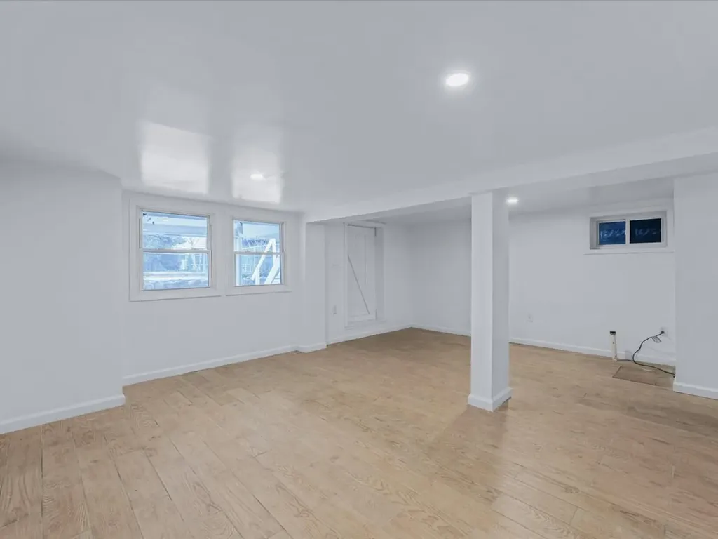 2889 Wellman Avenue Bronx NY 10461