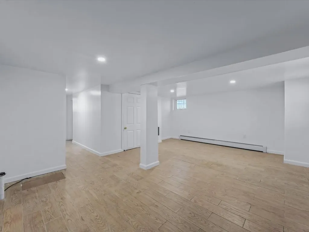 2889 Wellman Avenue Bronx NY 10461