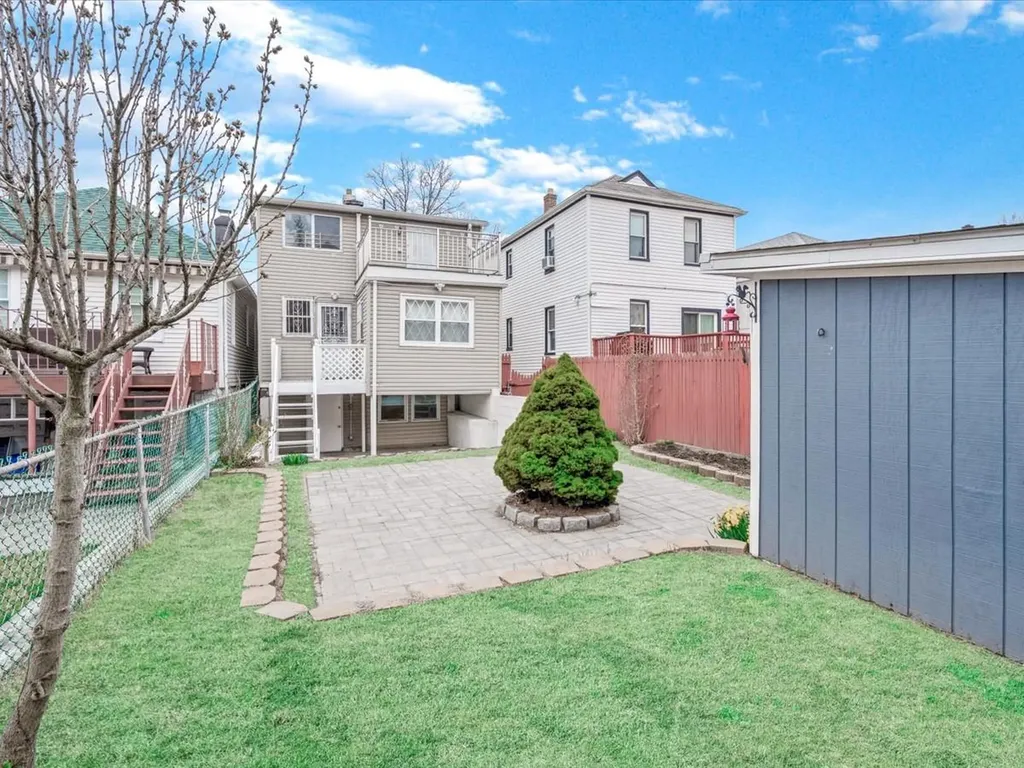 2889 Wellman Avenue Bronx NY 10461
