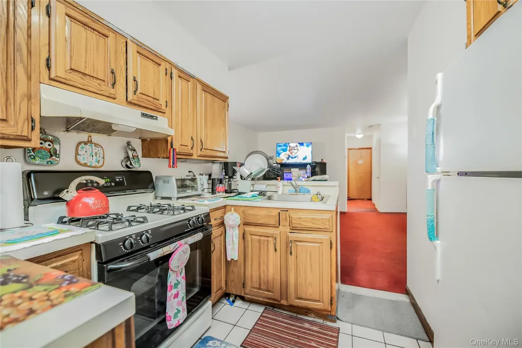 764 Warburton Avenue Yonkers NY 10701