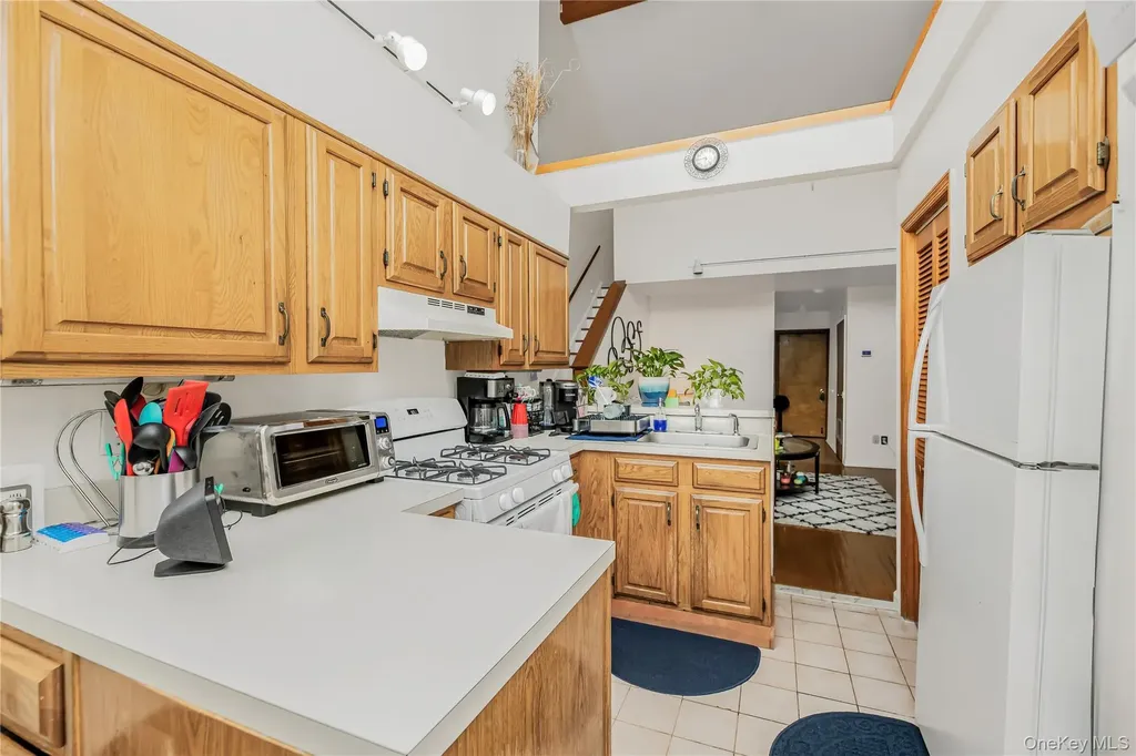 764 Warburton Avenue Yonkers NY 10701