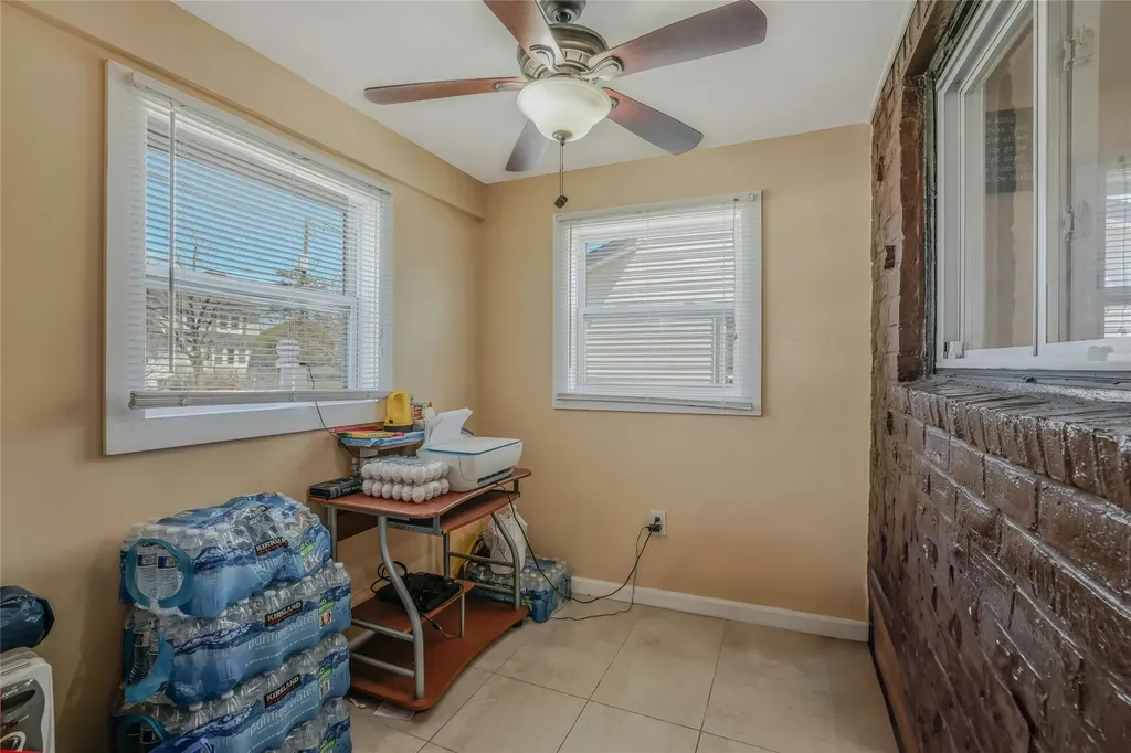 286 Grand Avenue Freeport NY 11520