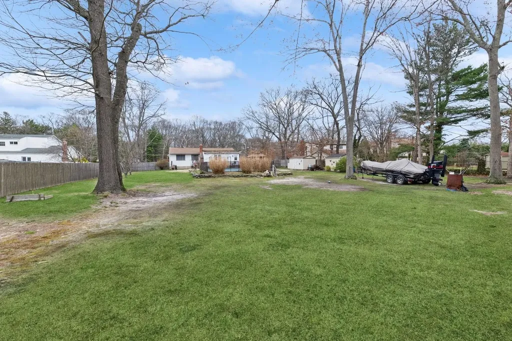 1320 Spur Drive S Islip NY 11751