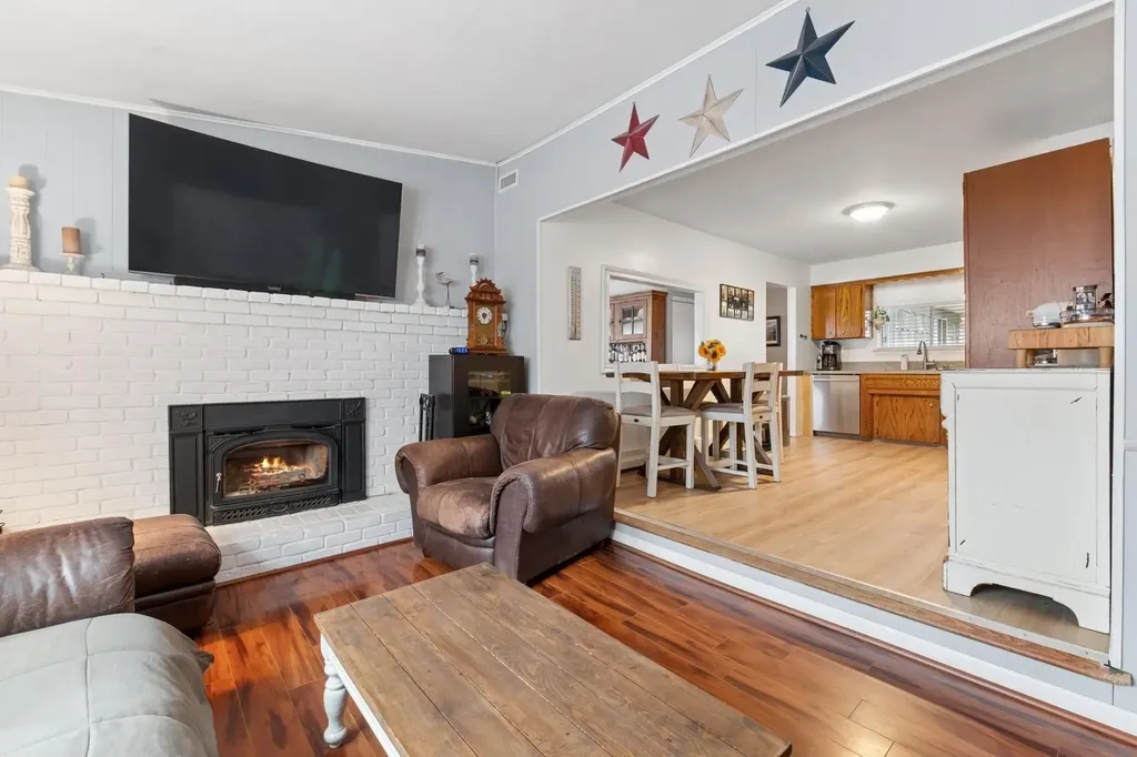 1320 Spur Drive S Islip NY 11751