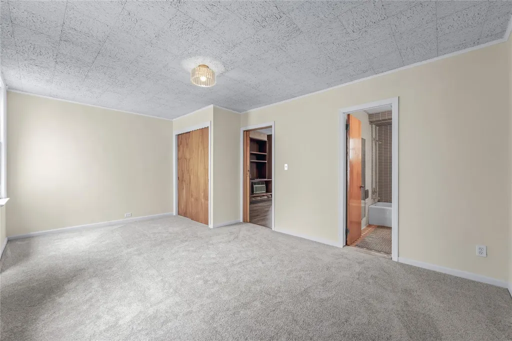 6107 Grand Avenue Maspeth NY 11378