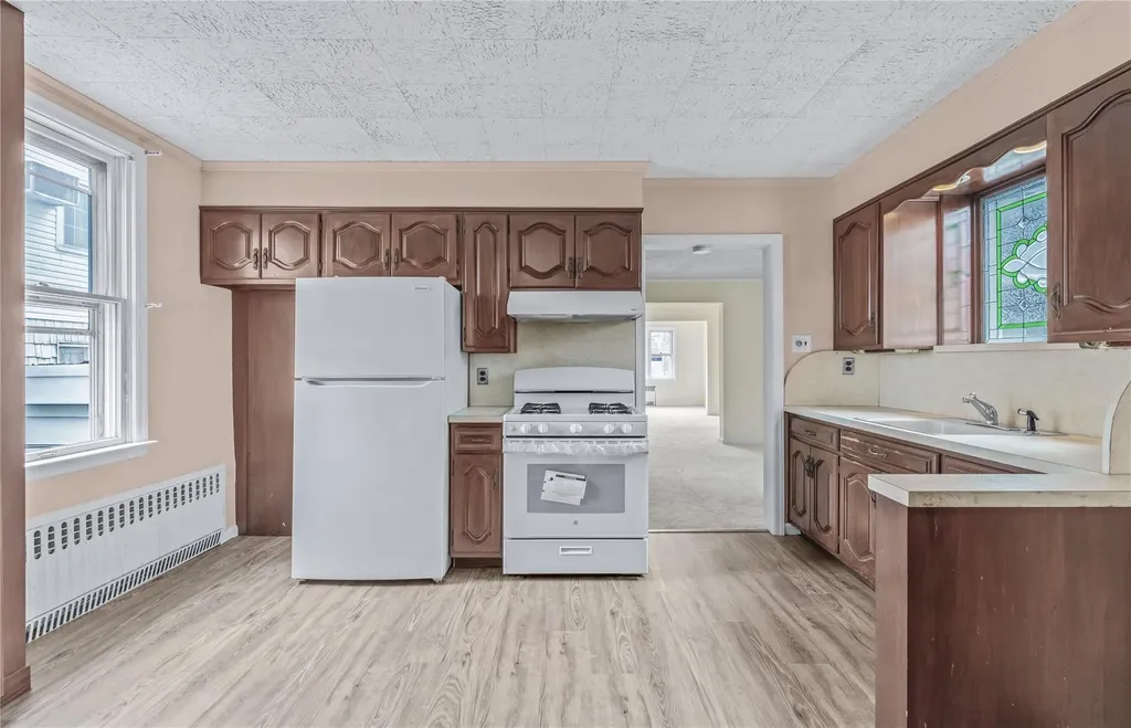 6107 Grand Avenue Maspeth NY 11378