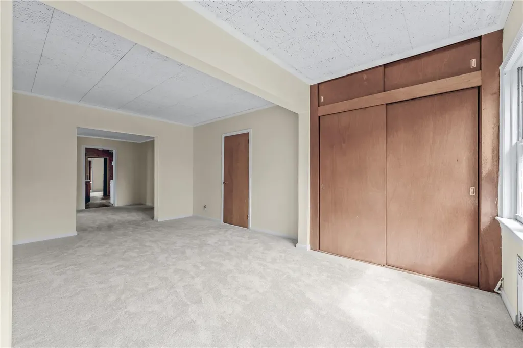 6107 Grand Avenue Maspeth NY 11378