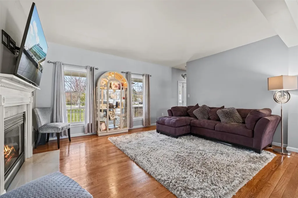 54 Sleight Plass Road Poughkeepsie NY 12603