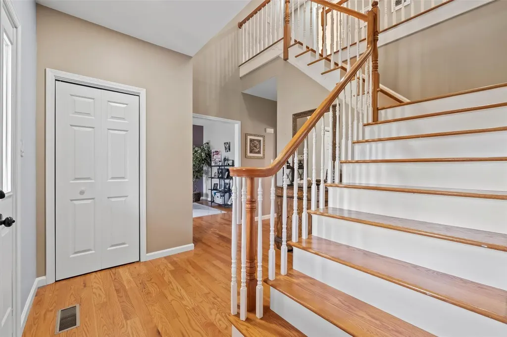 54 Sleight Plass Road Poughkeepsie NY 12603