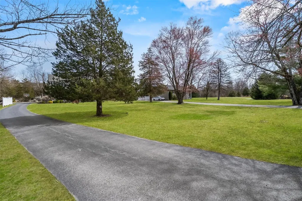 54 Sleight Plass Road Poughkeepsie NY 12603