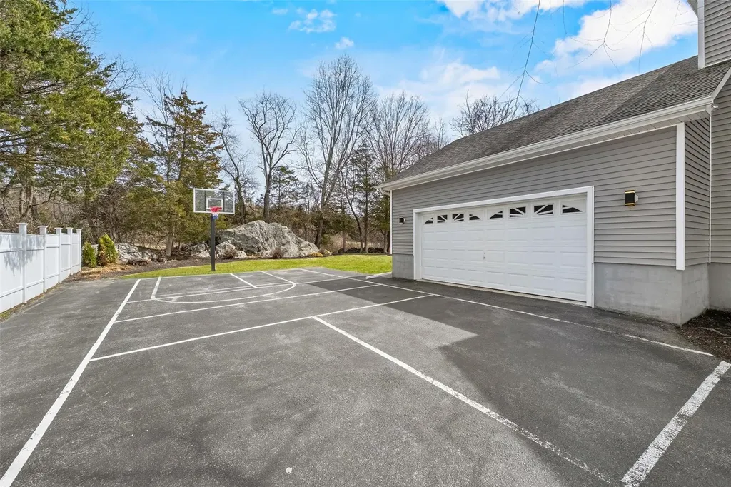 54 Sleight Plass Road Poughkeepsie NY 12603