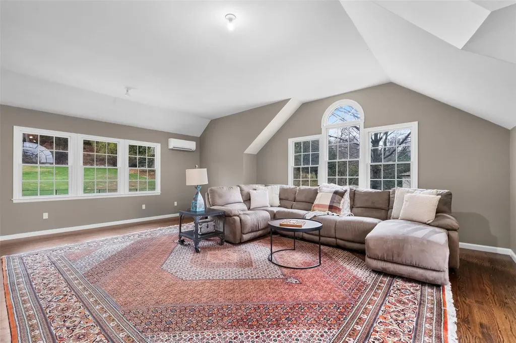 36 Bedell Road Katonah NY 10536