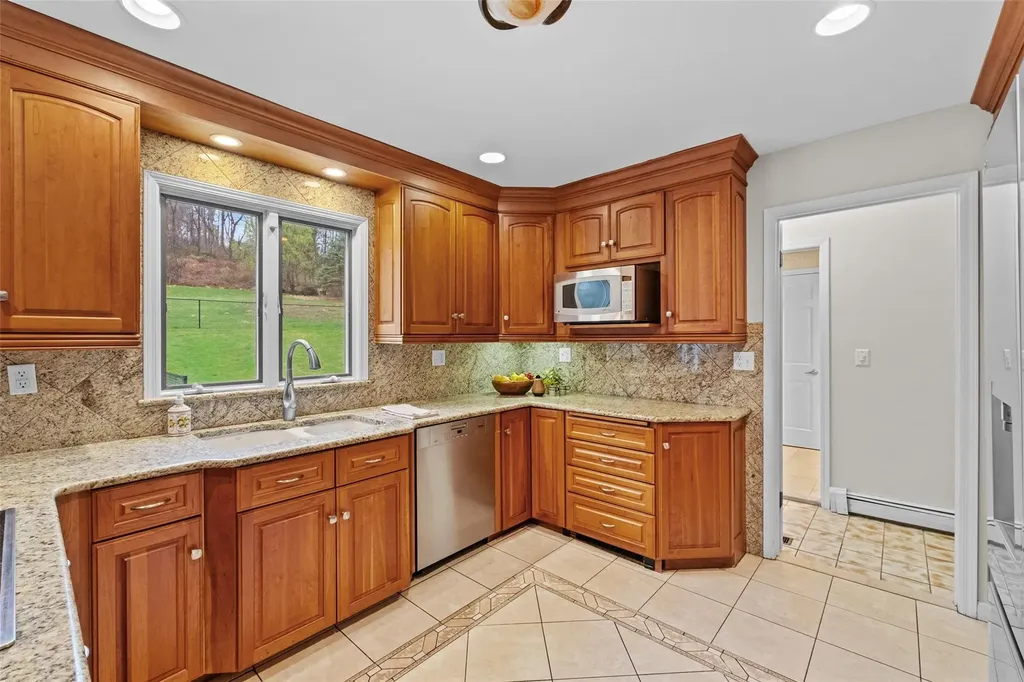 36 Bedell Road Katonah NY 10536