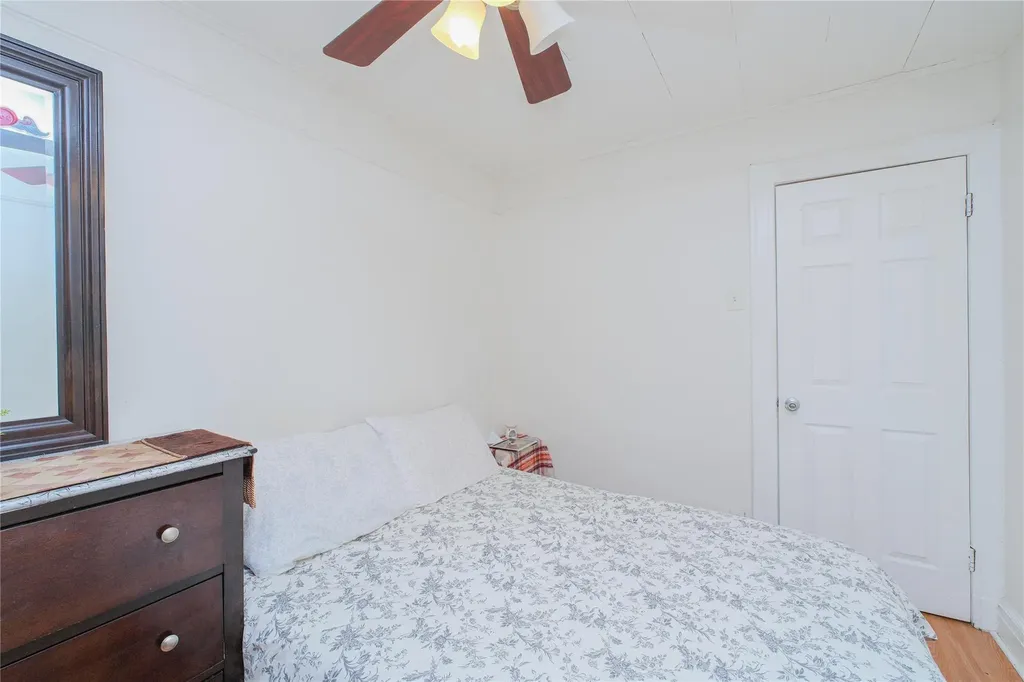 1646 71st Street Brooklyn NY 11204