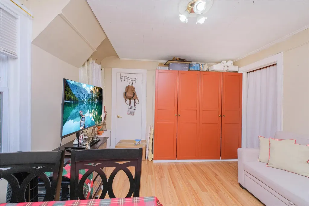 1646 71st Street Brooklyn NY 11204