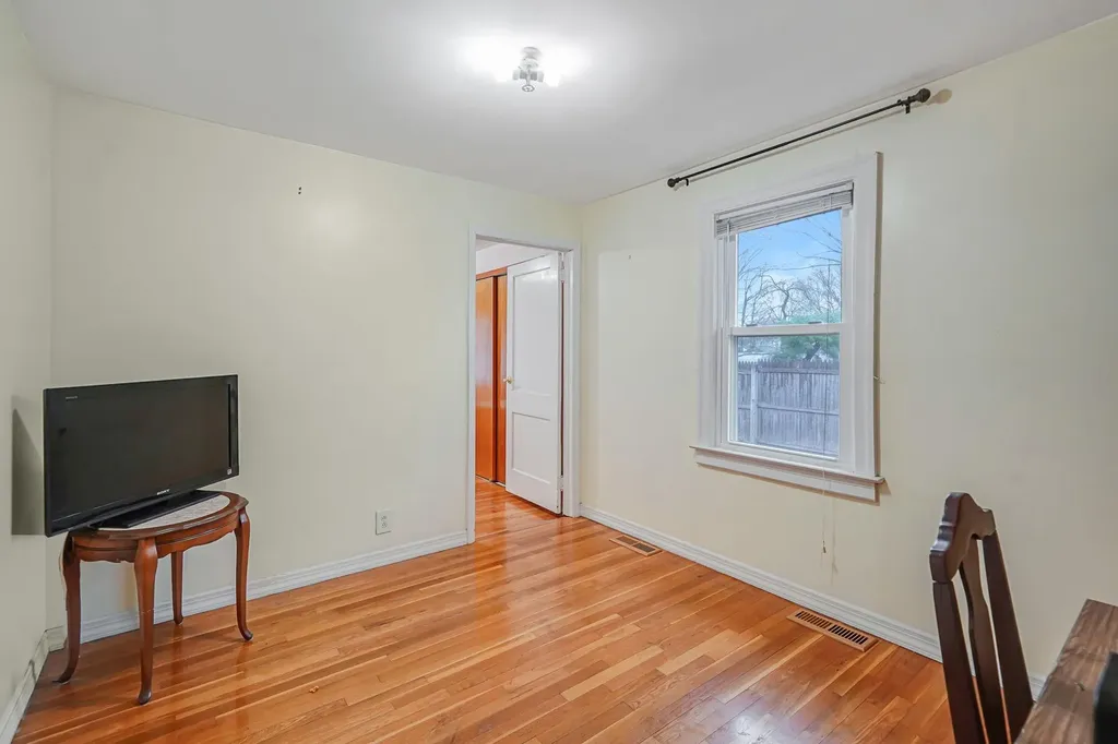 622 Sandra Avenue West Islip NY 11795