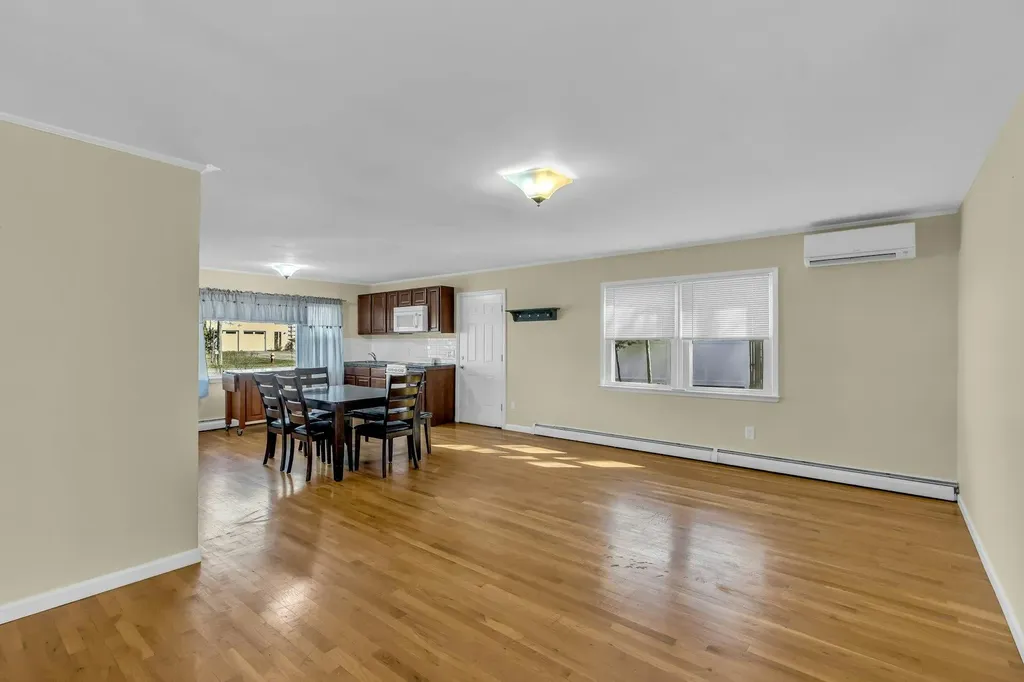 13 Argonne Road W Hampton Bays NY 11946