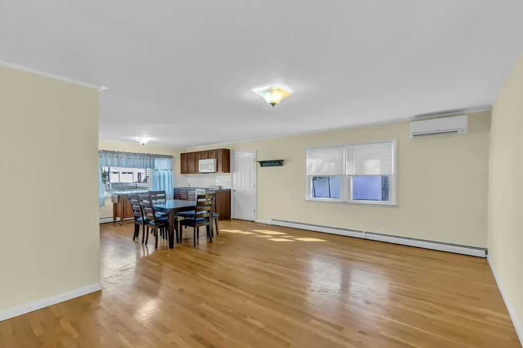 13 Argonne Road W Hampton Bays NY 11946