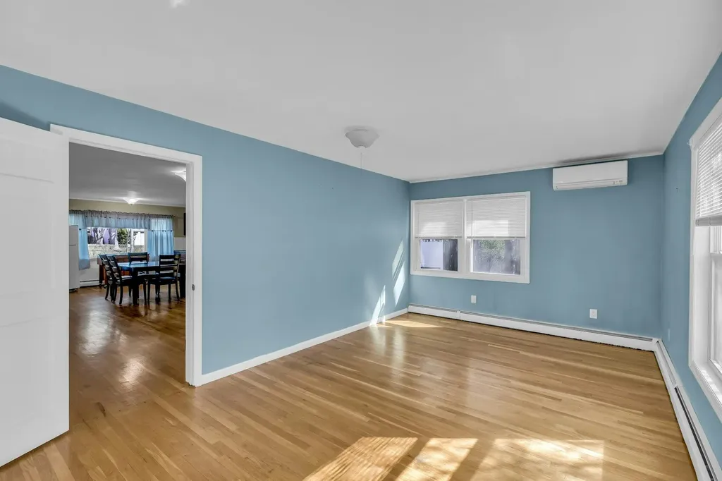 13 Argonne Road W Hampton Bays NY 11946