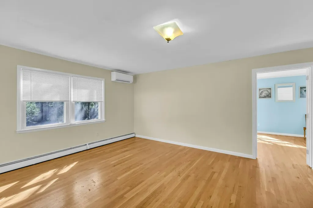 13 Argonne Road W Hampton Bays NY 11946