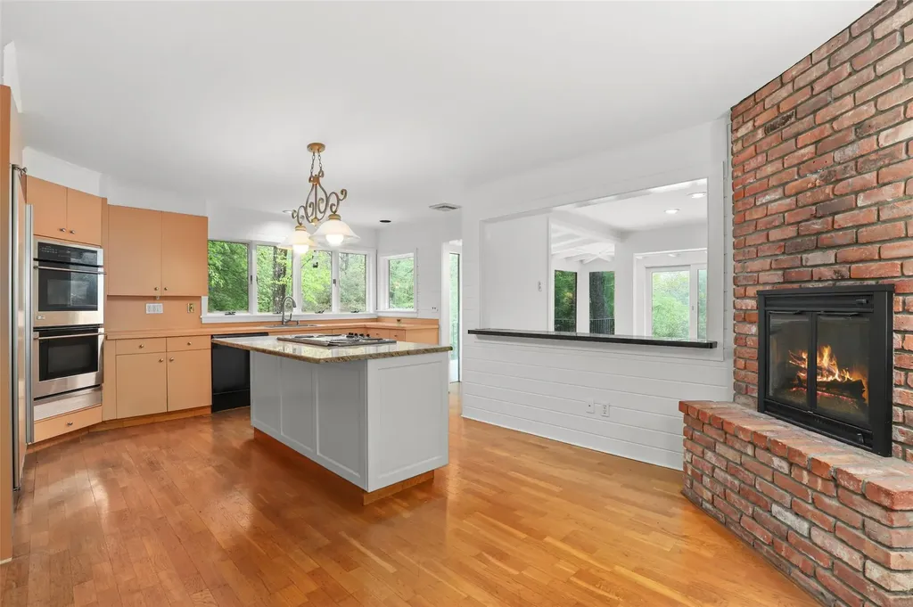 8 Hemlock Hill Road Pound Ridge NY 10576