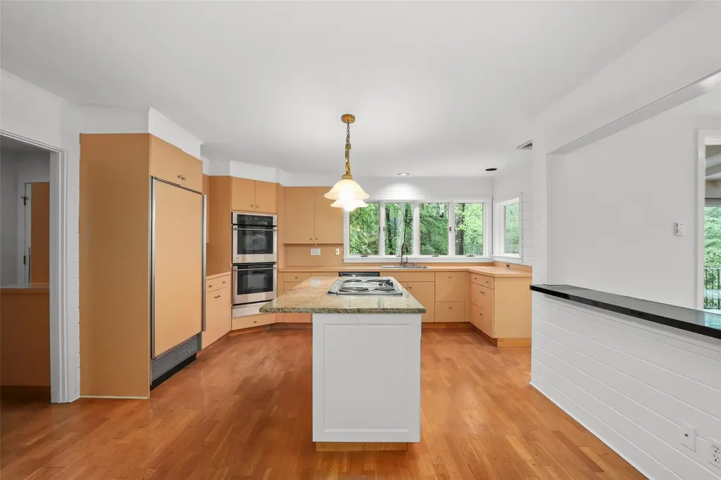 8 Hemlock Hill Road Pound Ridge NY 10576