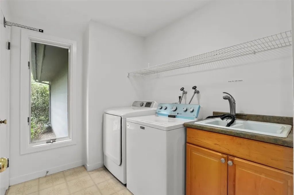 8 Hemlock Hill Road Pound Ridge NY 10576