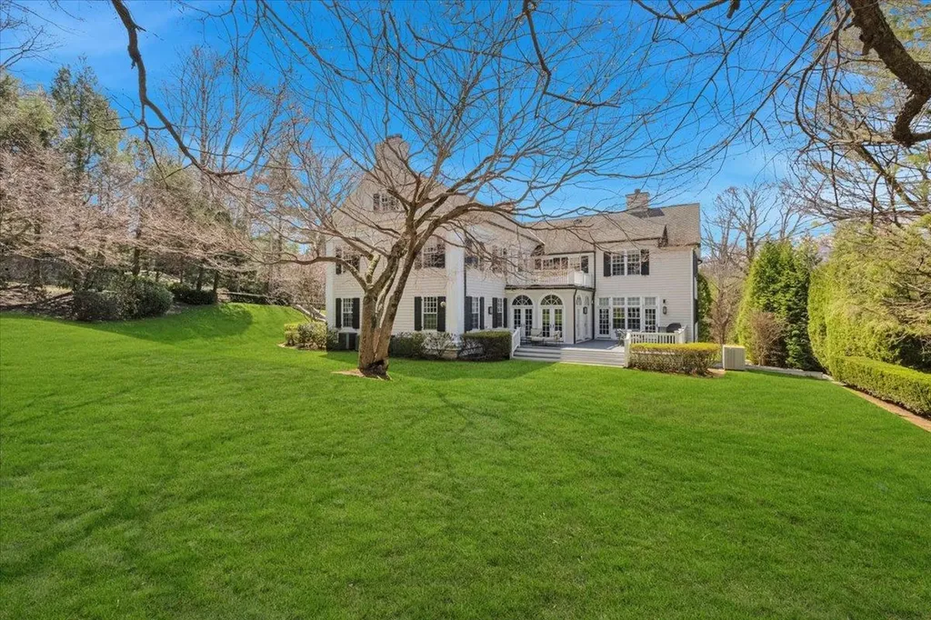 29 Hampton Road Scarsdale NY 10583