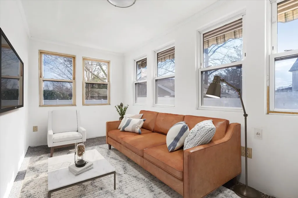 395 Hewlett Parkway Hewlett NY 11557