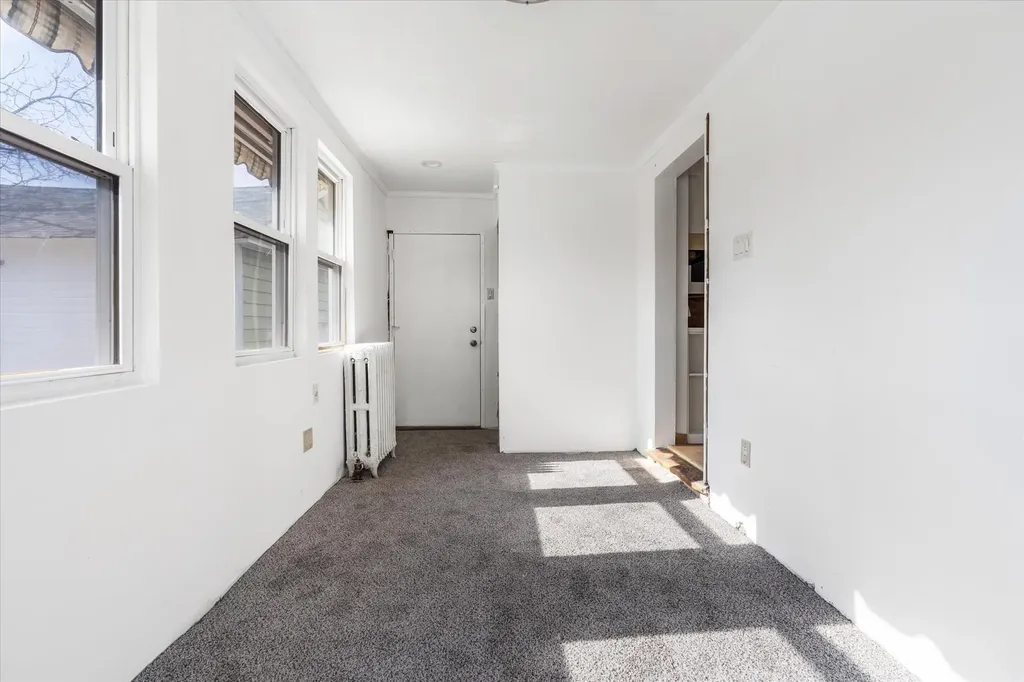 395 Hewlett Parkway Hewlett NY 11557