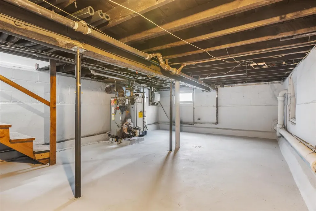 395 Hewlett Parkway Hewlett NY 11557