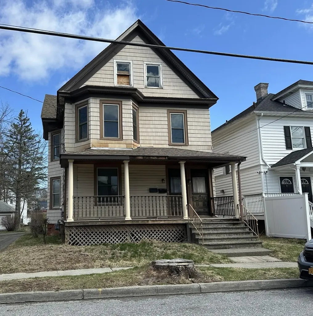 41 Lagrange Avenue Poughkeepsie NY 12603