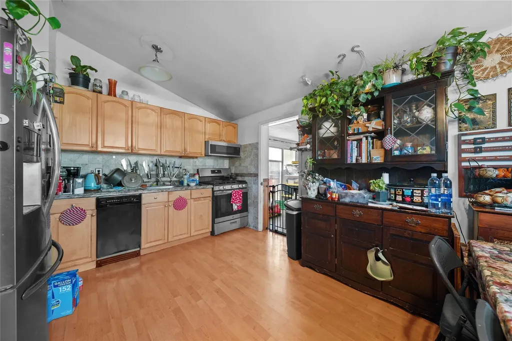 1117 Nugent Avenue Bay Shore NY 11706