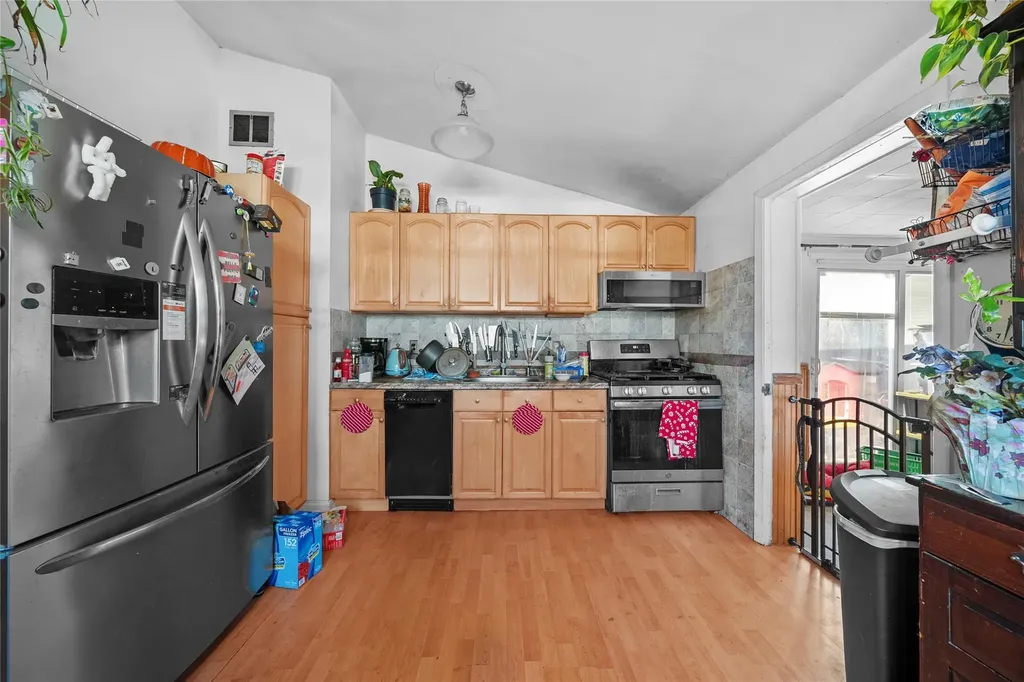 1117 Nugent Avenue Bay Shore NY 11706