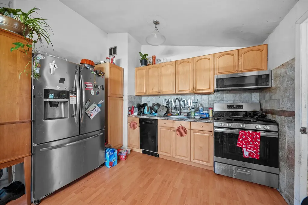 1117 Nugent Avenue Bay Shore NY 11706