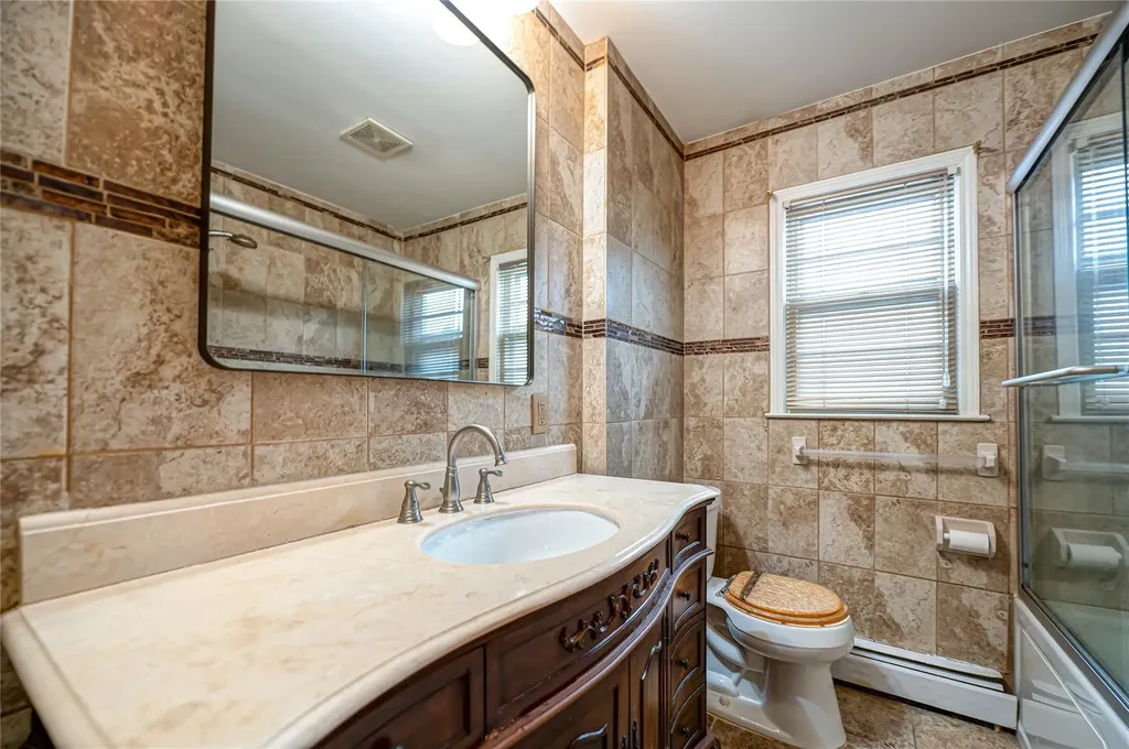 63 Central Avenue Lynbrook NY 11563