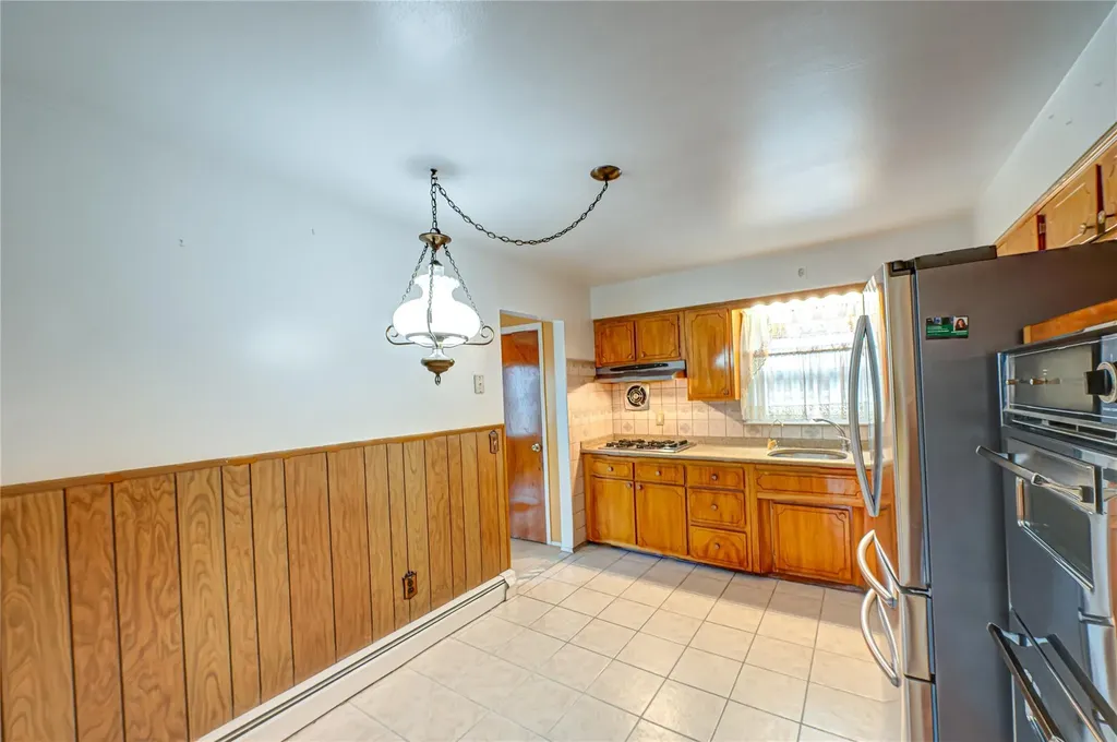 63 Central Avenue Lynbrook NY 11563