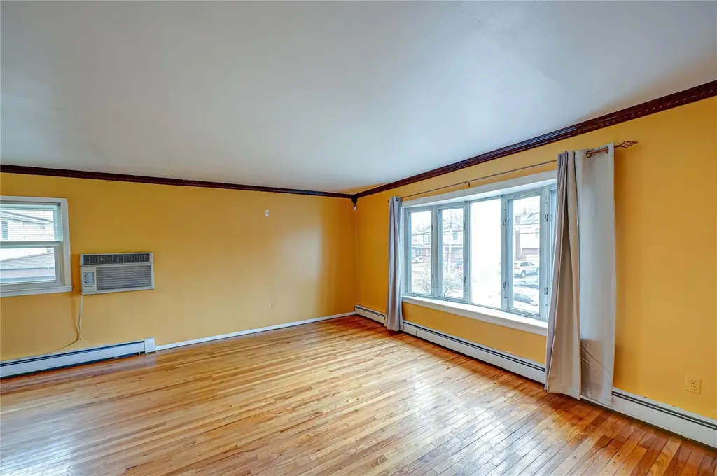 63 Central Avenue Lynbrook NY 11563